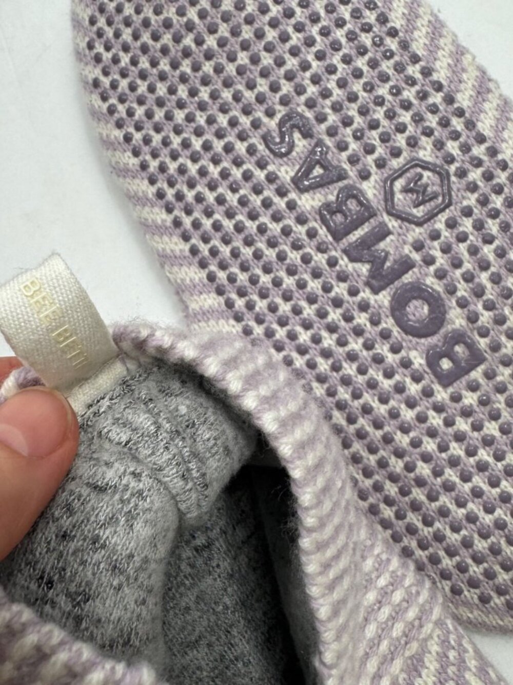 Bombas Womens Griipper Slippers Sz M Lavender Fair Isle Fleece Lined - Picture 6 of 9
